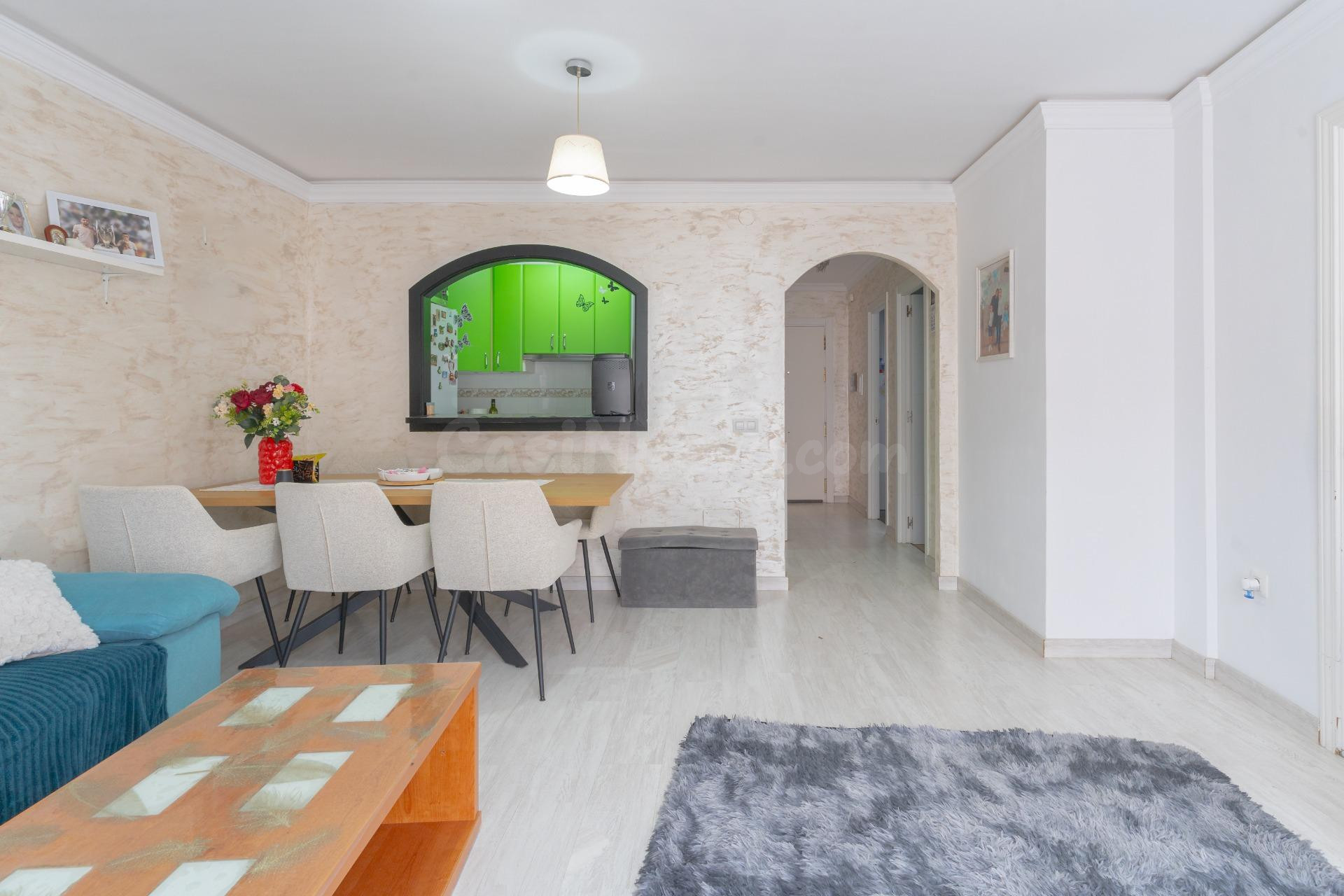 Acogedor Piso en Roquetas de Mar - Perfecto para Familias - foto 4