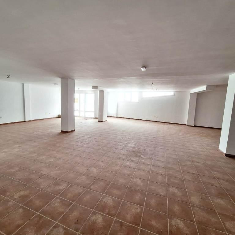 LOCAL/ALMACÉN EN VENTA EN LOS REALEJOS - foto 5