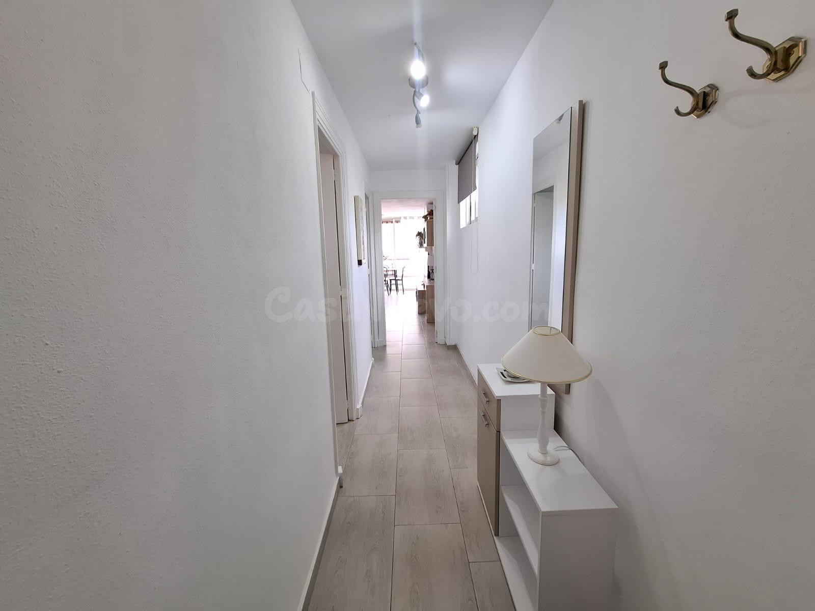 Oportunidad en Levante – Apartamento con gran potencial, par - foto 2