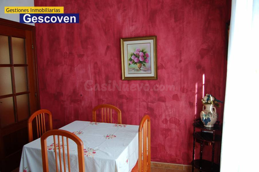 EXCEPCIONAL VIVIENDA ADOSADA CON PATIO, TERRAZA Y GARAJE - foto 3