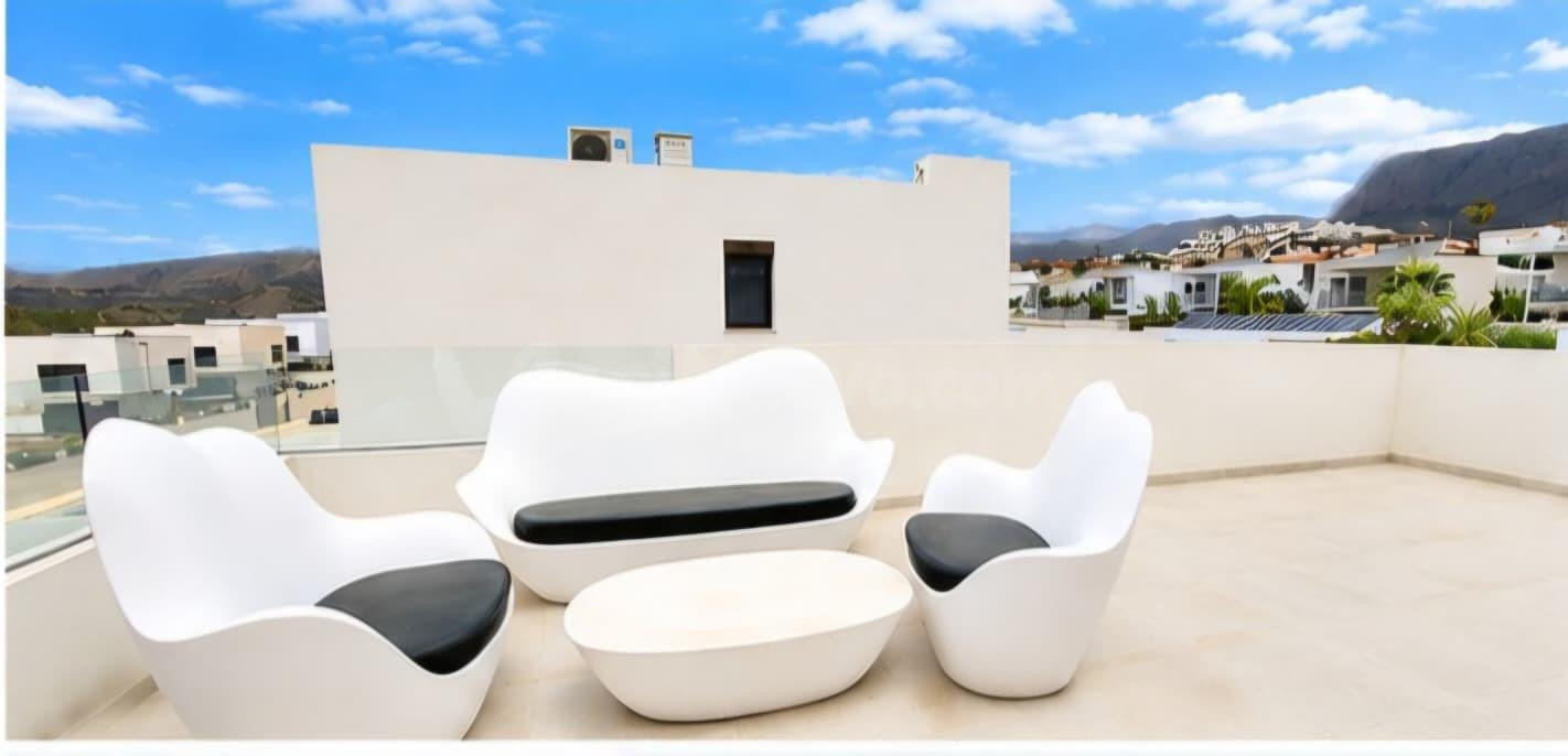 Despierta cada día entre el mar y la montaña | Villas exclus - foto 2