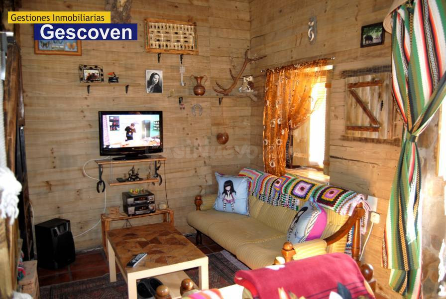 VIVIENDA TIPO LOFT. ACOGEDORA Y REFORMADA EN MADERA