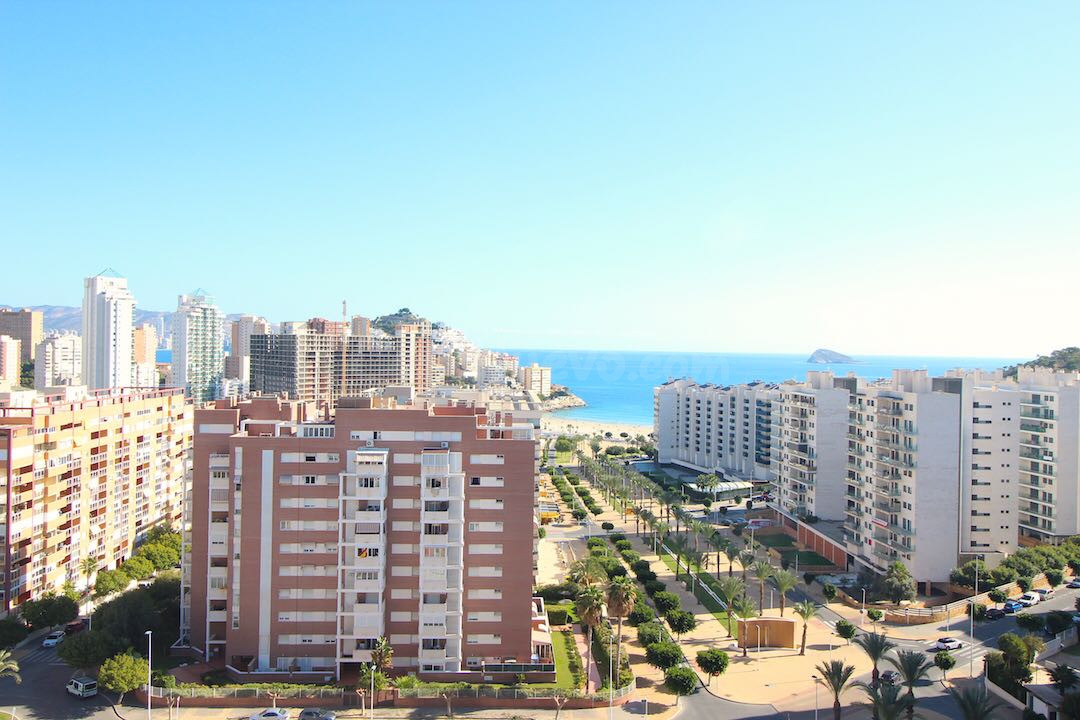 SE VENDE ATICO DE DOS DORMITORIOS CON VISTAS AL MAR MILPISOS