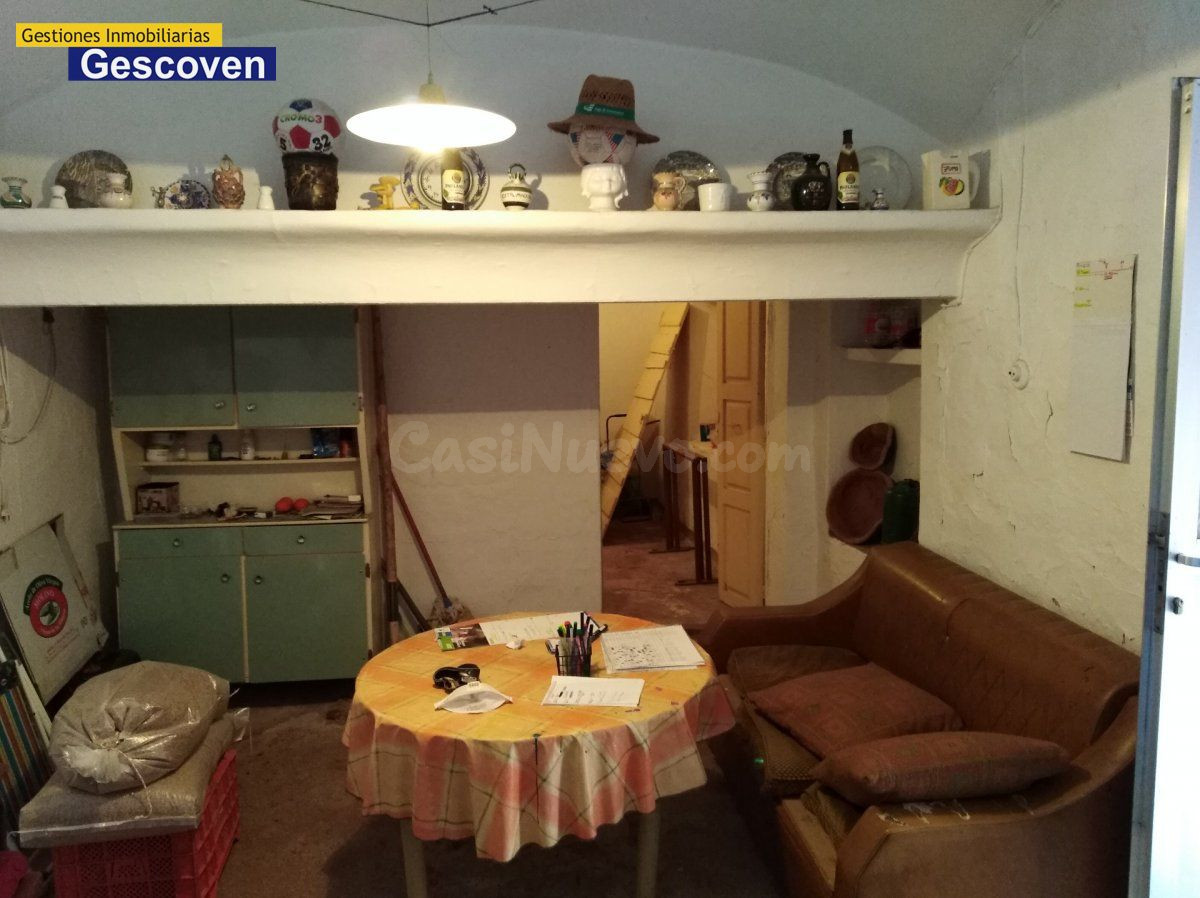 CASA DE PUEBLO CON PATIO Y POZO - foto 4