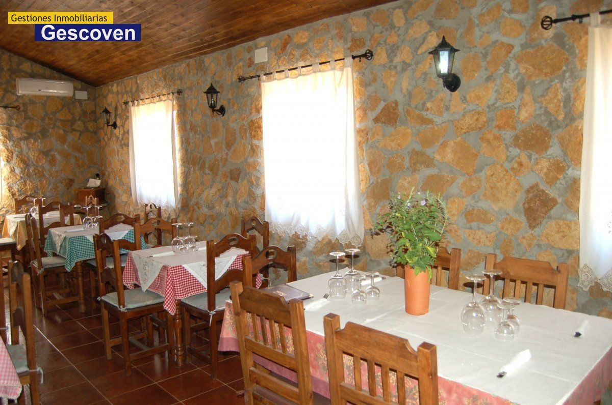 VENTA CHALET HOSTAL RESTAURANTE CON PARKING - foto 4