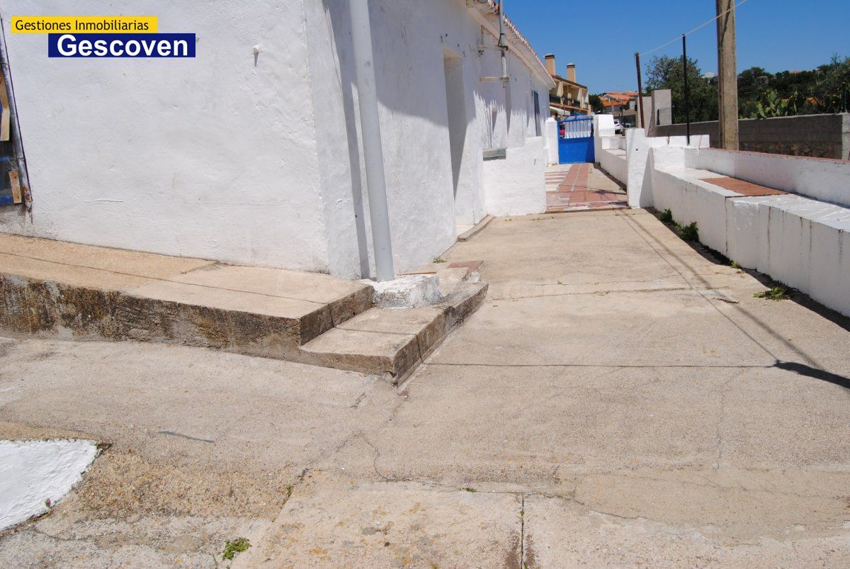 ECONÓMICA CASA PLANTA BAJA CON TERRENO - foto 2