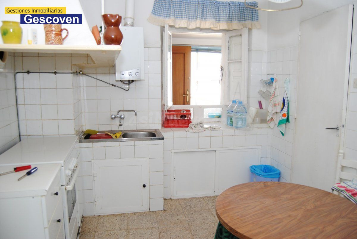 VIVIENDA CÉNTRICA PLANTA 2ª CON ÁTICO Y TERRAZA - foto 4