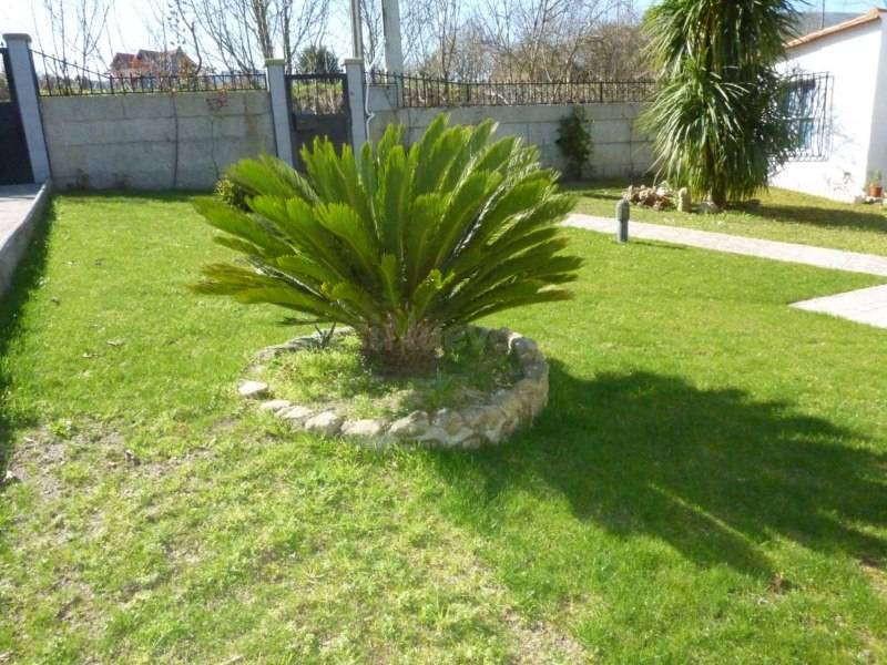 REF 1386 CHALET CANTERIA CON 1000 m2 FINCA GONDOMAR