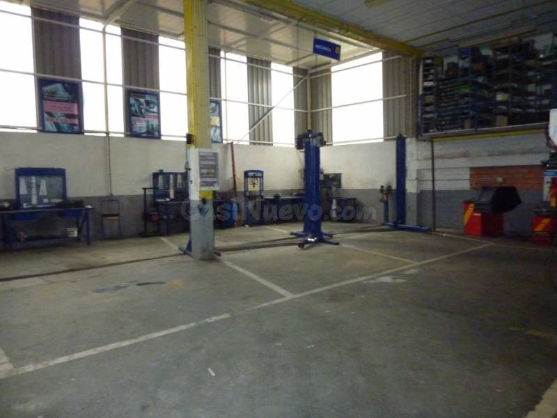 REF 1430 N. COMERCIAL 1000 m2 TUI - foto 2