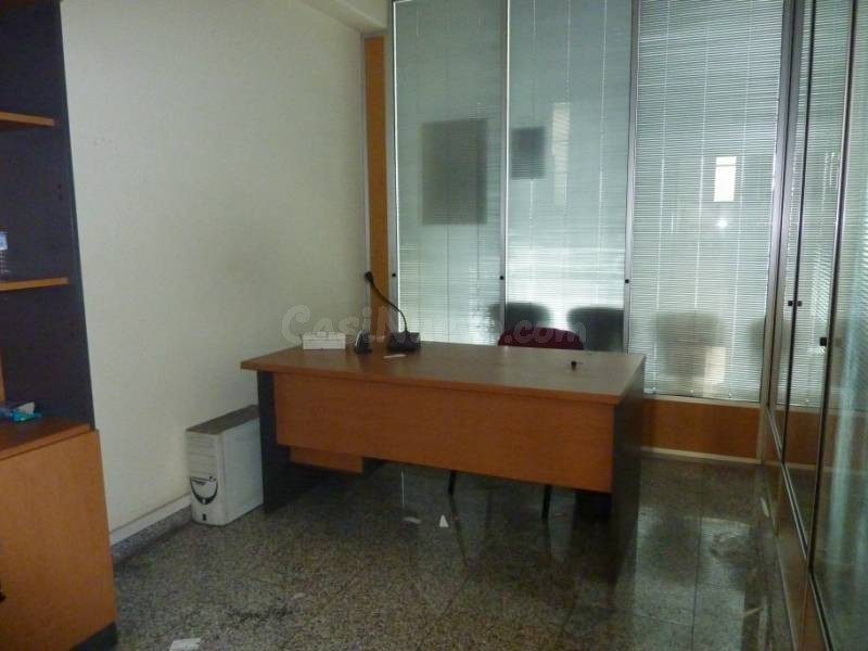 REF 1430 N. COMERCIAL 1000 m2 TUI - foto 5