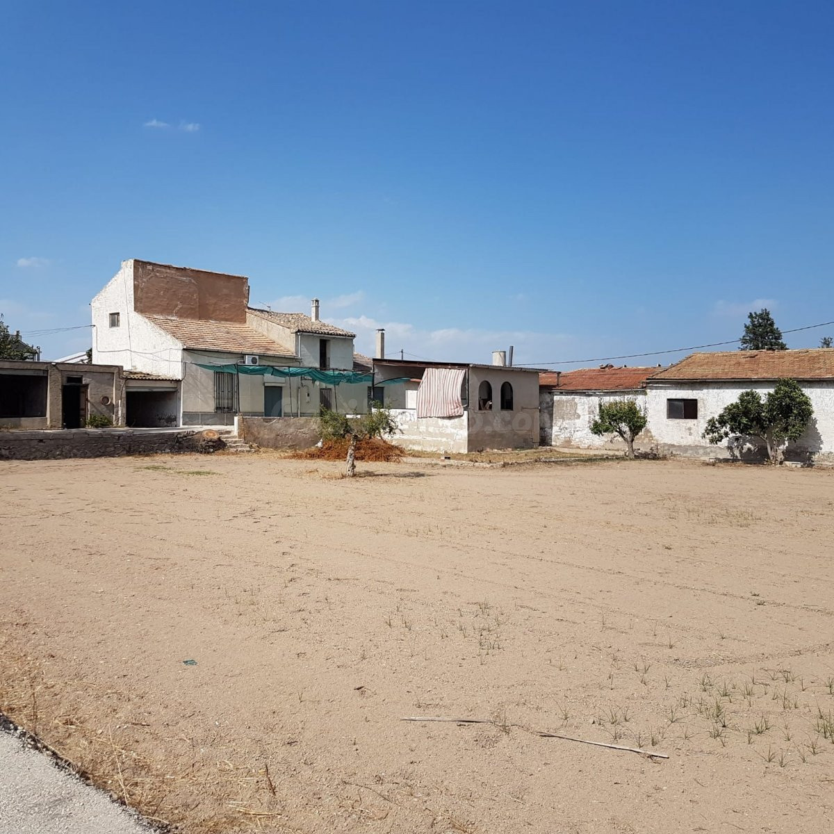 Amplia parcela de 3600 m2, de huerta urbana en Los Dolores c