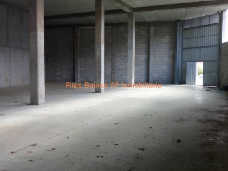 REF 2173 NAVE 400 M2 EN PLANTA BAJA CANDEAN VIGO - foto 4