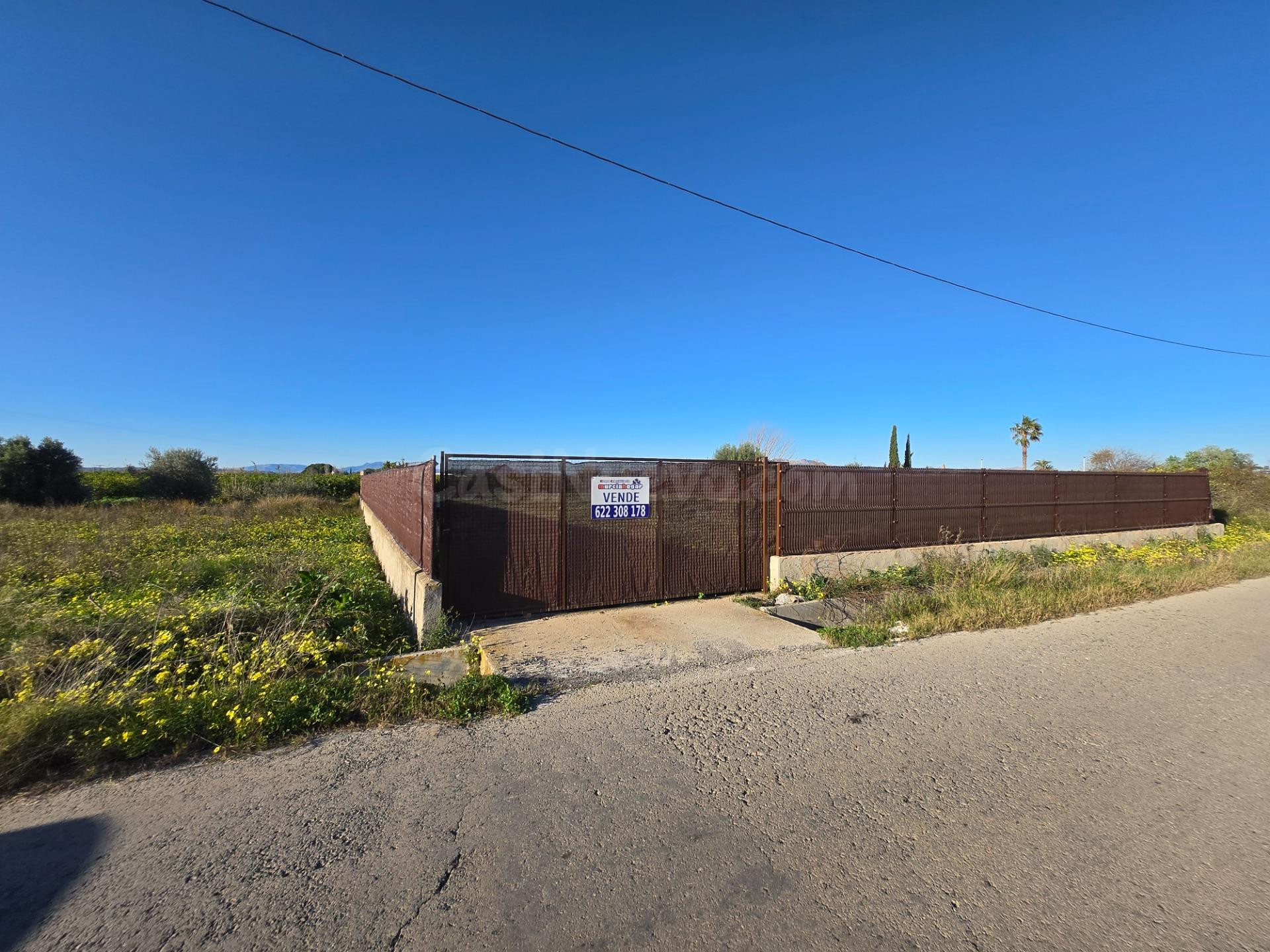 PARCELA VALLADA DE 851 M2, CON CUARTO DE APEROS, EN TORREAGU - foto 3