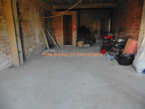 REF 2491 LOCAL 101 m2 CABRAL -SANTA MARINA (VIGO) - foto 4