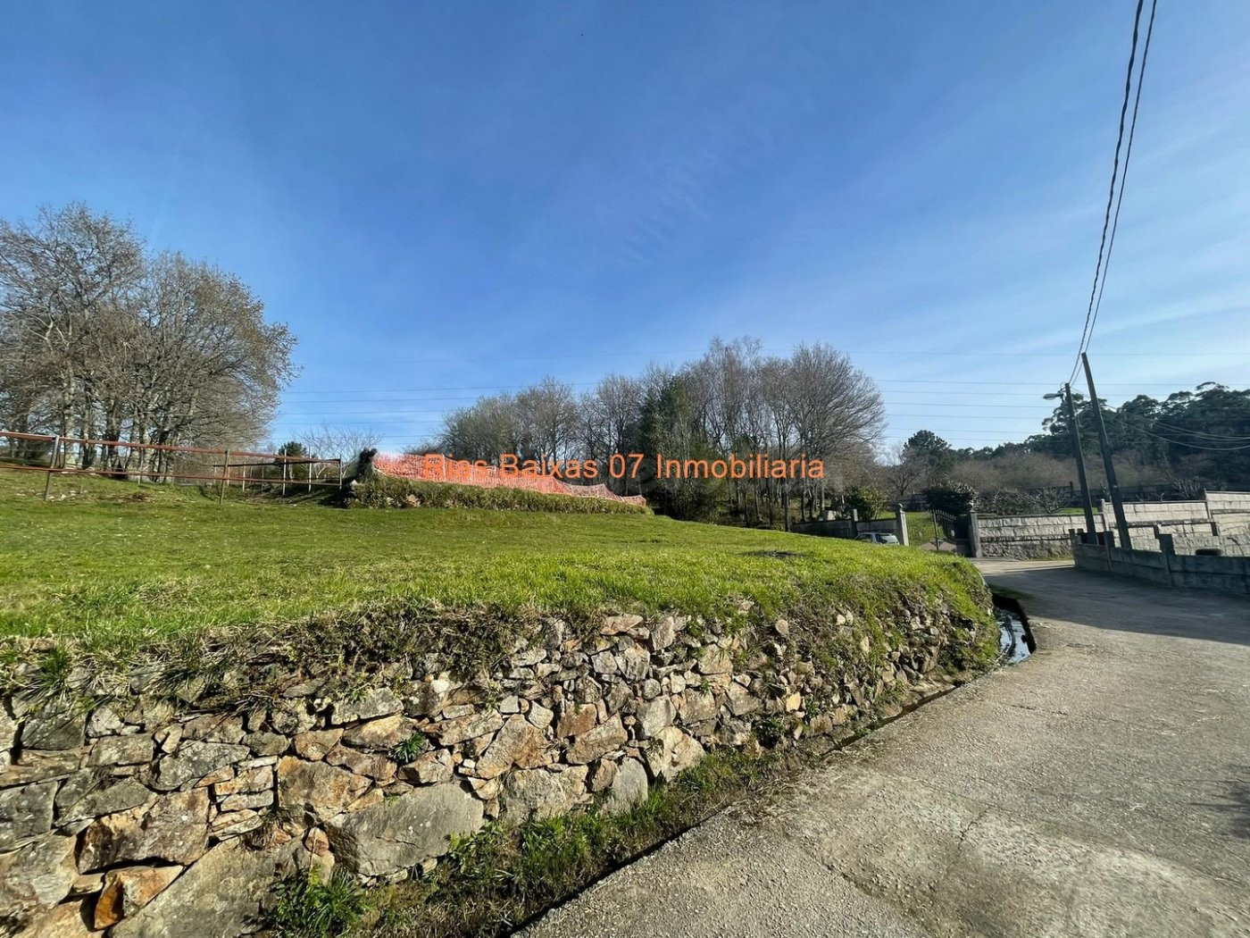 REF 2511 SOLAR 629 m2 CERCA CUVI (VIGO)