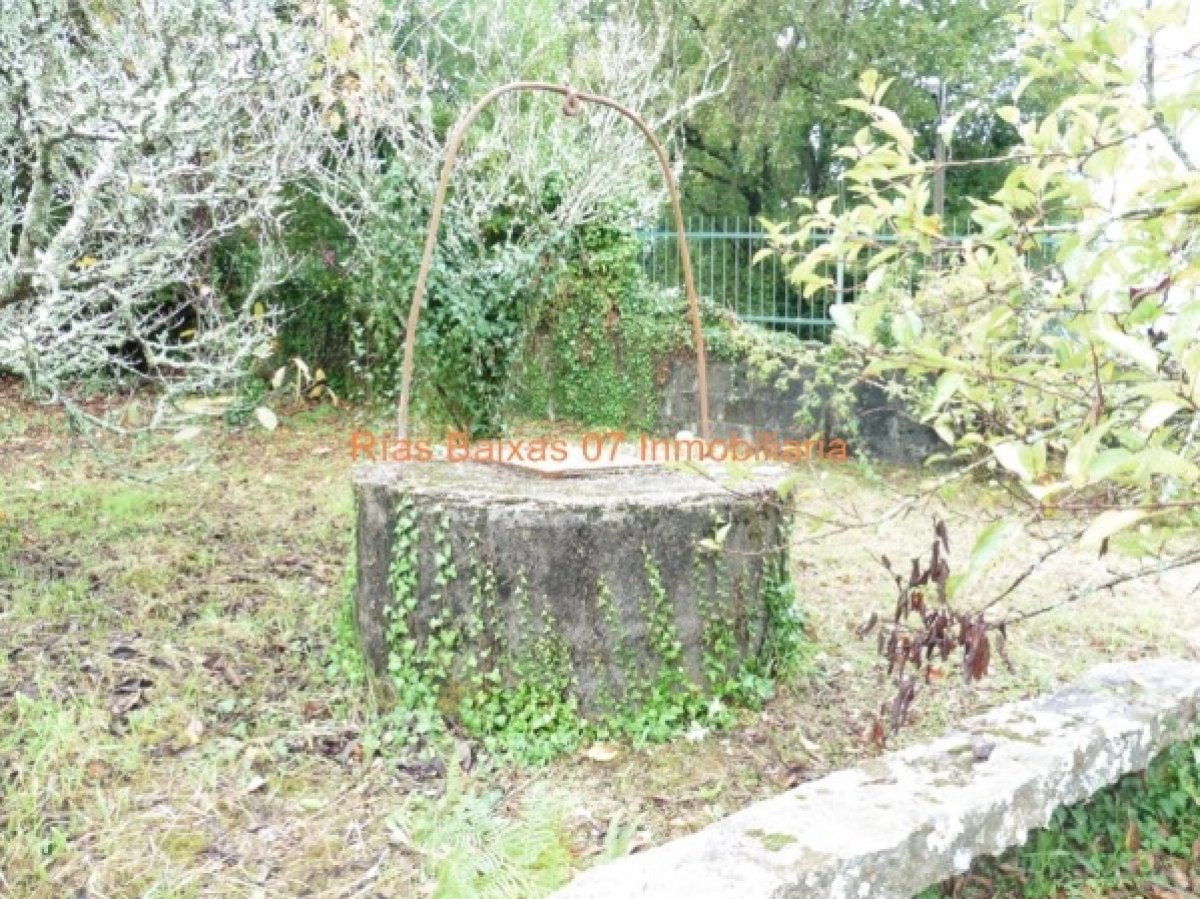 REF 2620 SOLAR 1363 m2 LLANO,CERRADO,AGUA Y PARCELABLE 2 VIV - foto 5