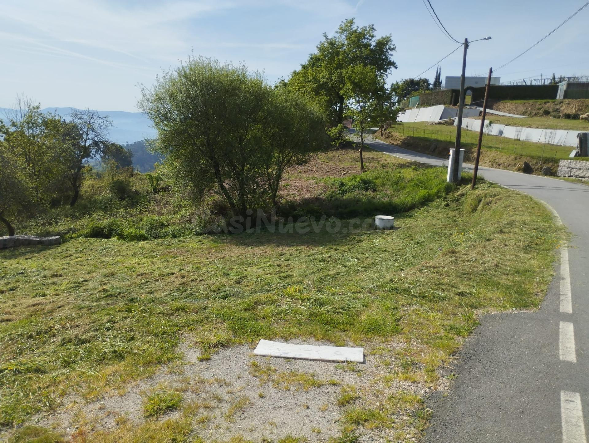 REF 2682 SOLAR DE 1204 m2 CON PROYECTO Y LICENCIA CERCA CUVI - foto 3