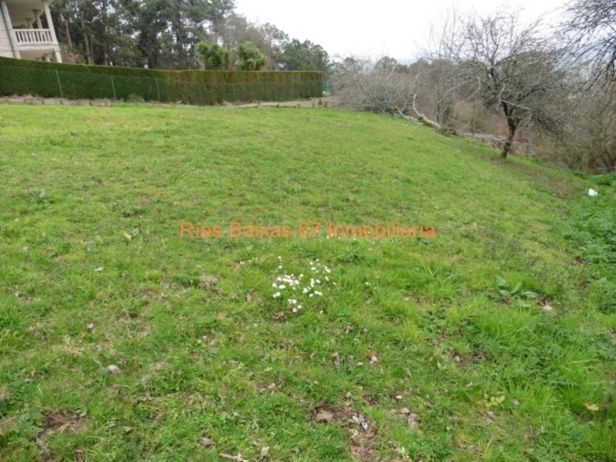 REF 2682 SOLAR DE 1204 m2 CON PROYECTO Y LICENCIA CERCA CUVI - foto 4