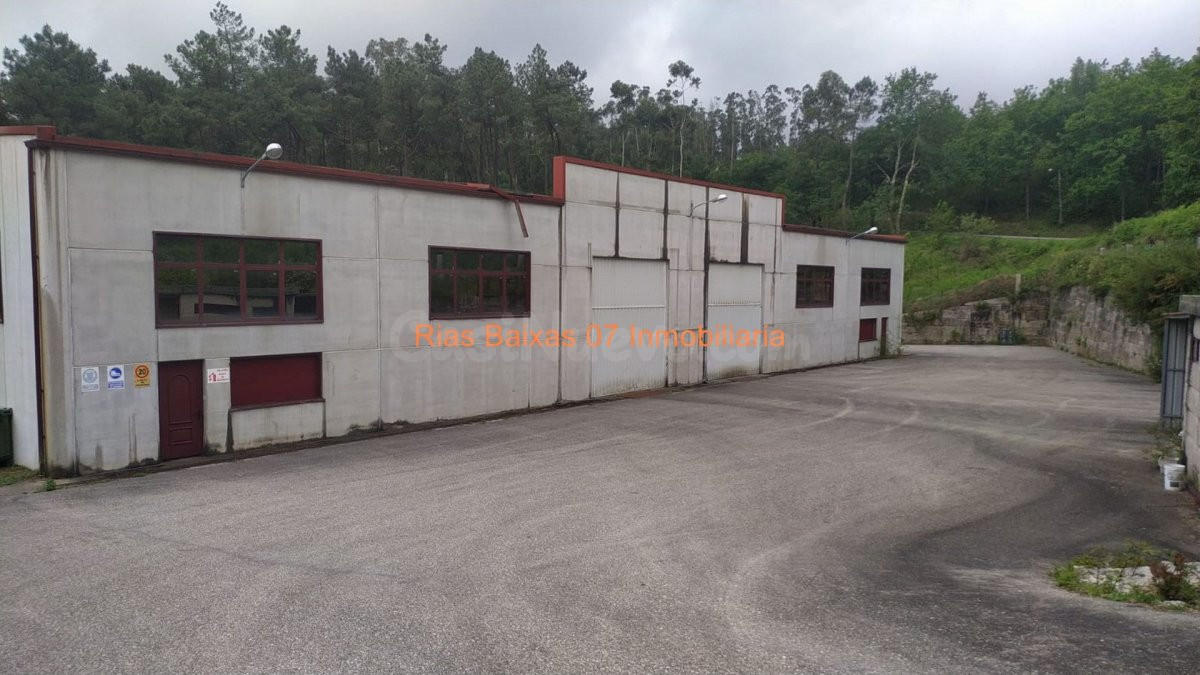 REF 2751 NAVE 1218m2 CON CAMPA DE 2960m2 (MOS)