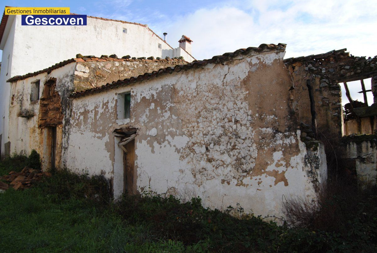CASA EN LA MONTAÑA, PARA REFORMAR