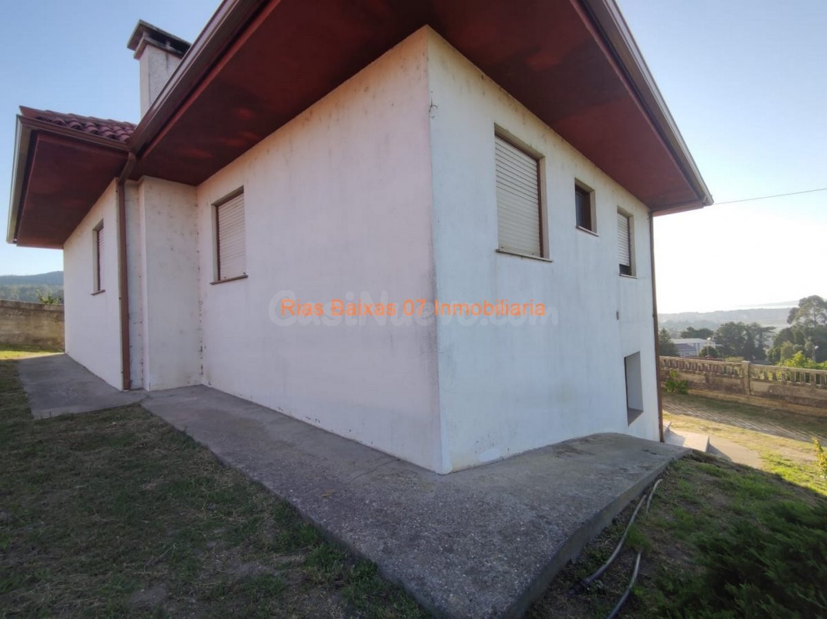 REF 4124 CHALET 4 DORM. SOBRE PARCELA CERRADA DE  1416 m2  C - foto 4