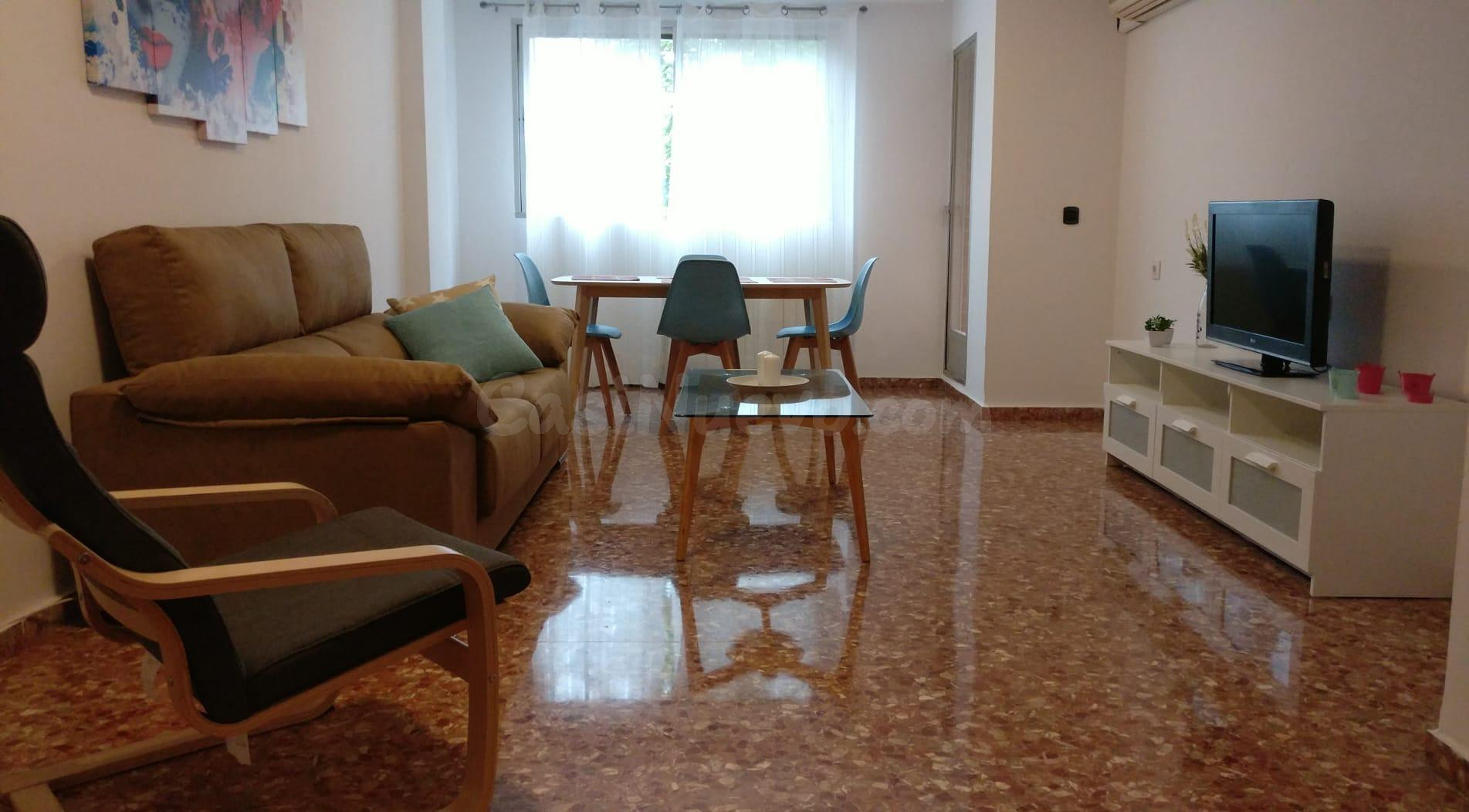 Piso amplio y luminoso con terraza en Ciutat Jardí – ideal p - foto 2
