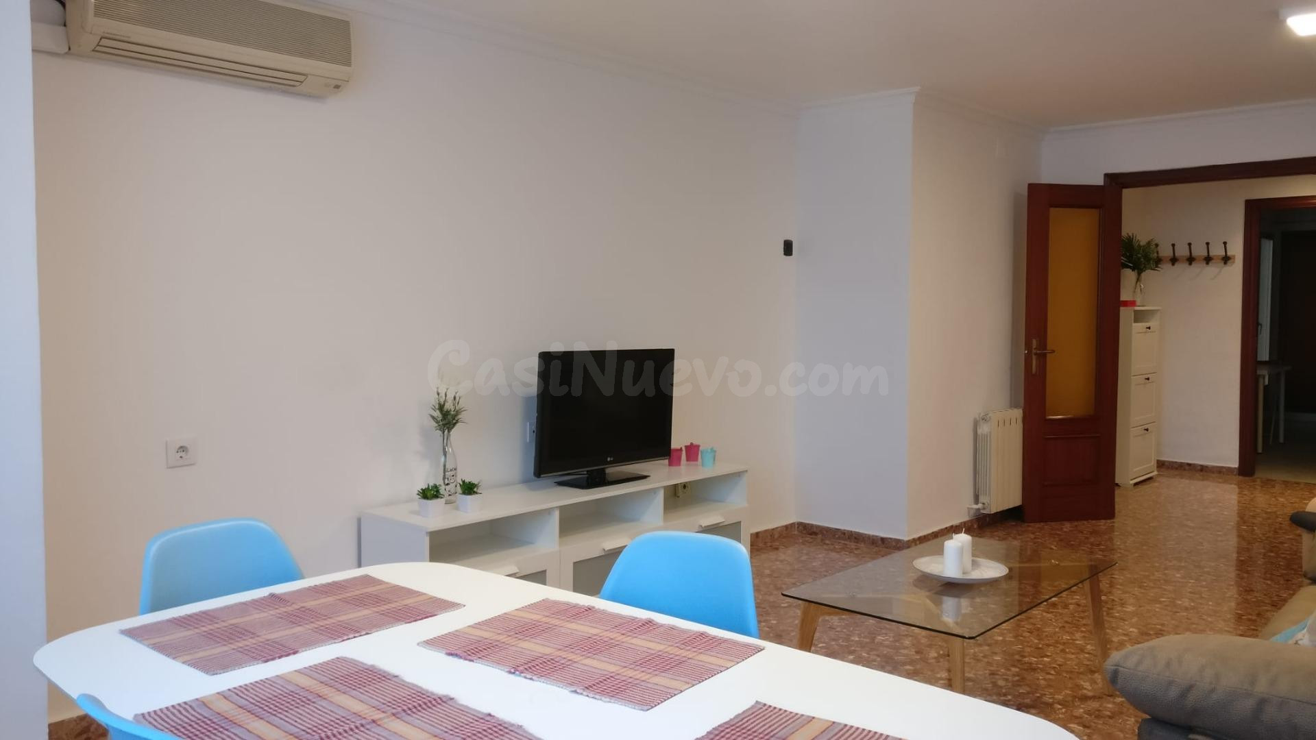 Piso amplio y luminoso con terraza en Ciutat Jardí – ideal p - foto 4