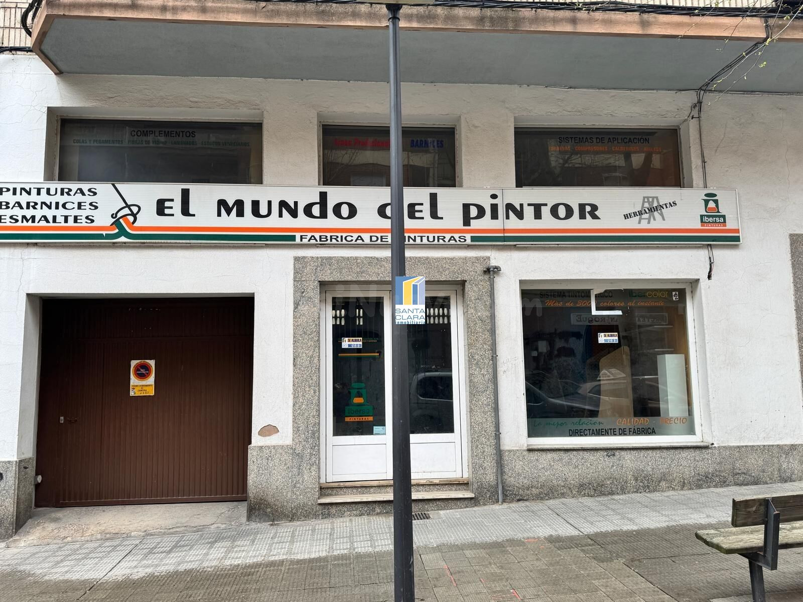 LOCAL COMERCIAL CON OFICINAS EN ALQUILER EN AVENIDA VÍCTOR G