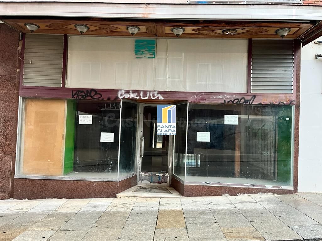 LOCAL EN VENTA DE DOS PLANTAS CON ASEO EN ZONA CENTRO, ZAMOR