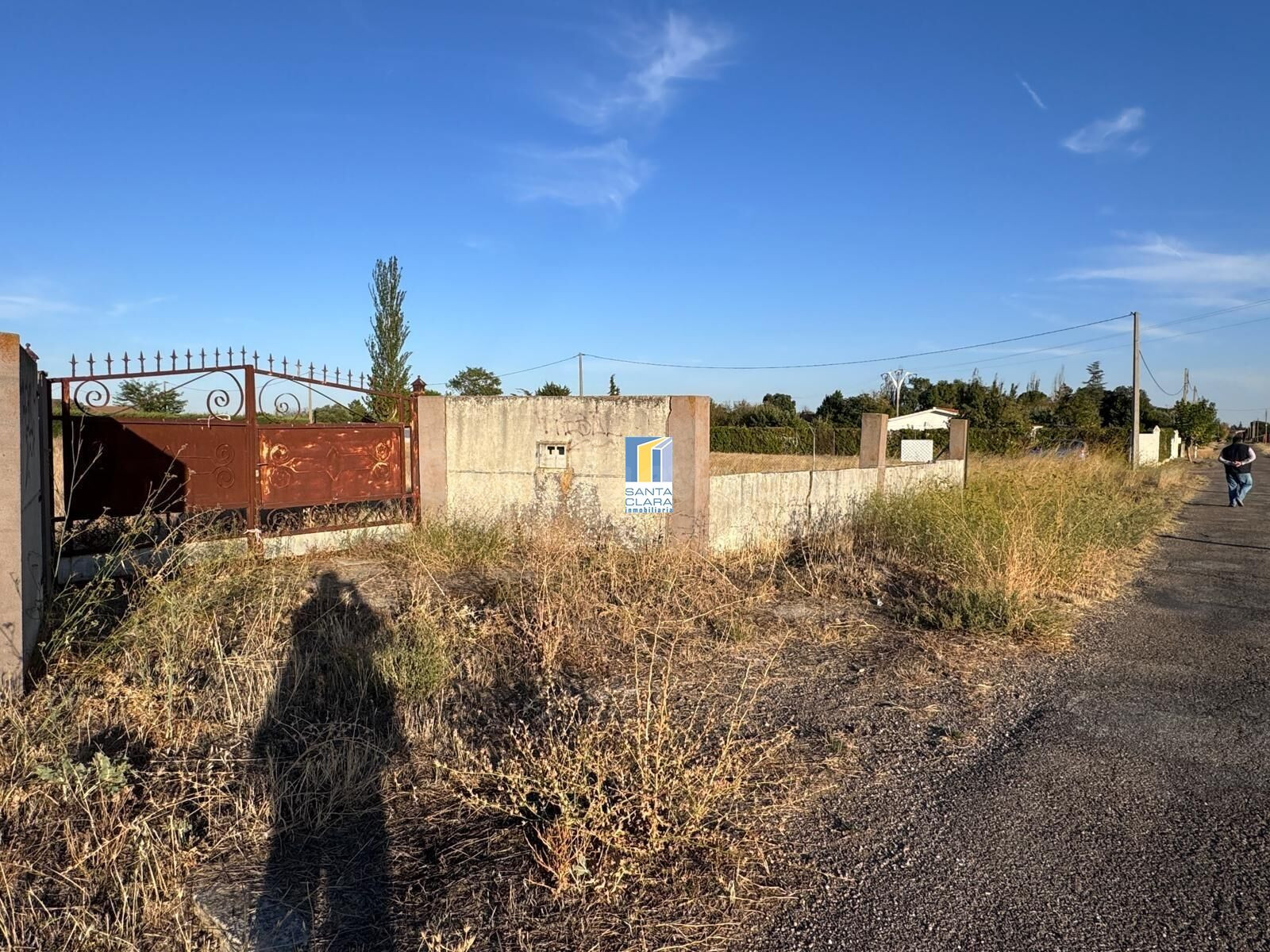 PARCELA RÚSTICA VALLADA EN VENTA EN MORALES DEL VINO (ZAMORA