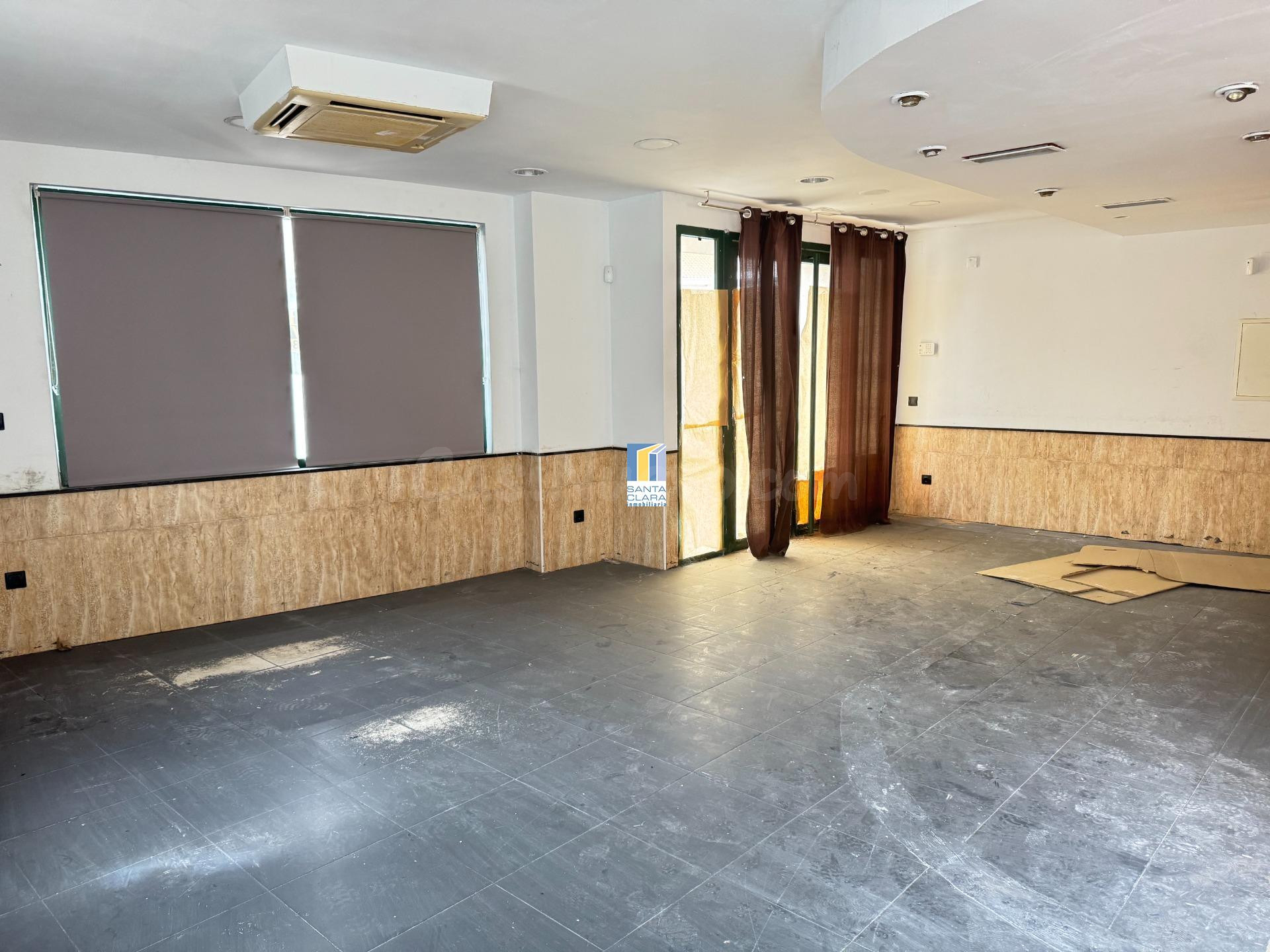 LOCAL COMERCIAL EN VENTA EN MONFARRACINOS, ZAMORA.