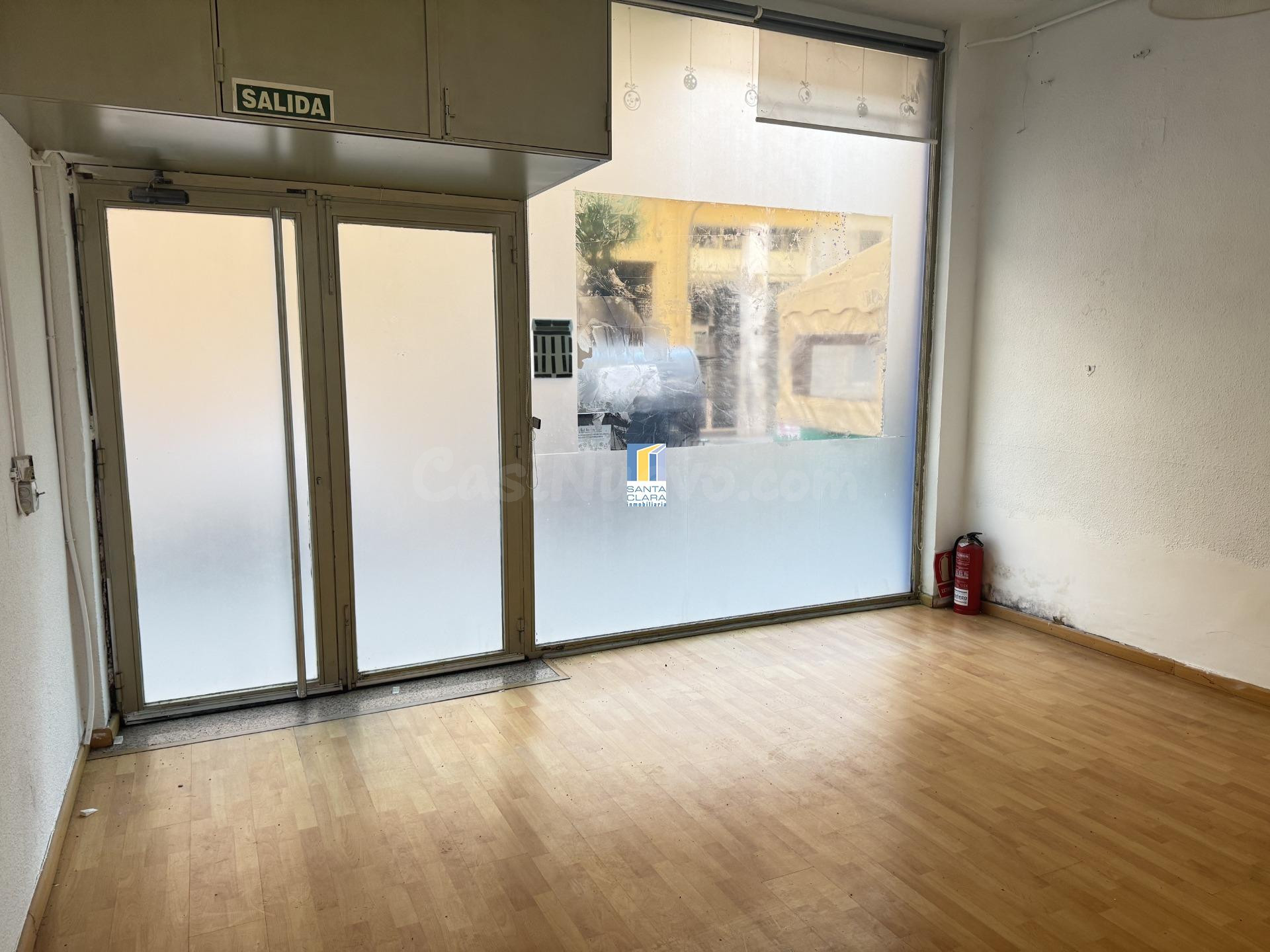 LOCAL COMERCIAL EN ALQUILER, JUNTO A TRES CRUCES, ZAMORA. - foto 3