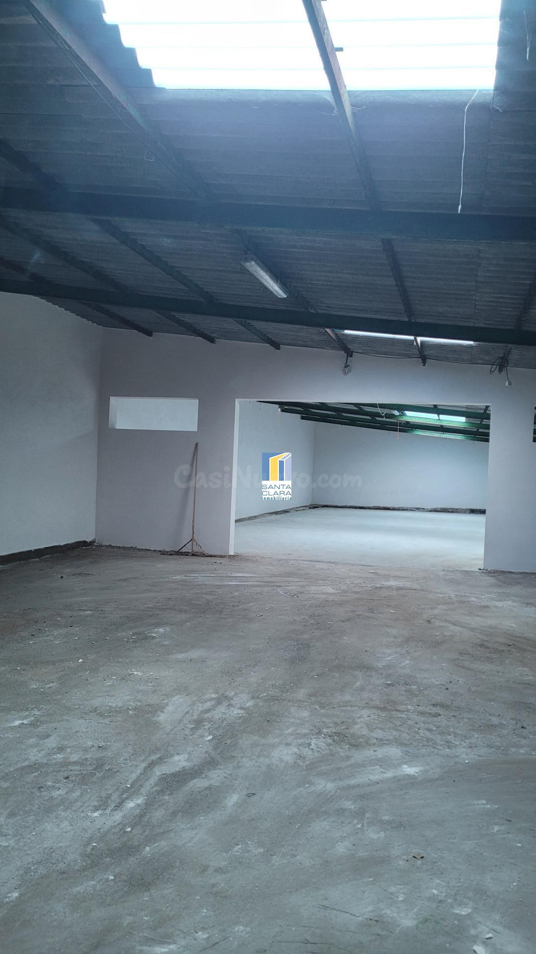 NAVE RECIÉN REFORMADA EN ALQUILER EN MONFARRACINOS, ZAMORA.