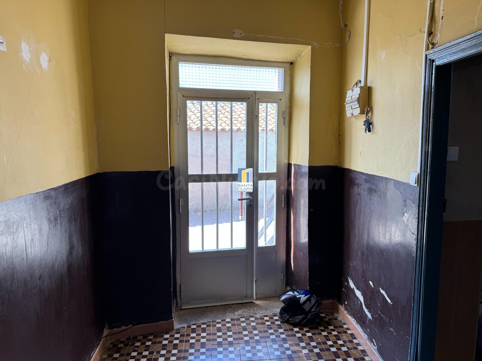 CASA EN VENTA DE 3 DORMITORIOS Y PATIO EN MUGA DE SAYAGO, ZA - foto 4
