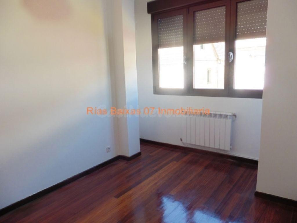 REF 4264 CASA DE PIEDRA 3 PLANTAS IDEAL INVERSIÓN ( VILABOA  - foto 4