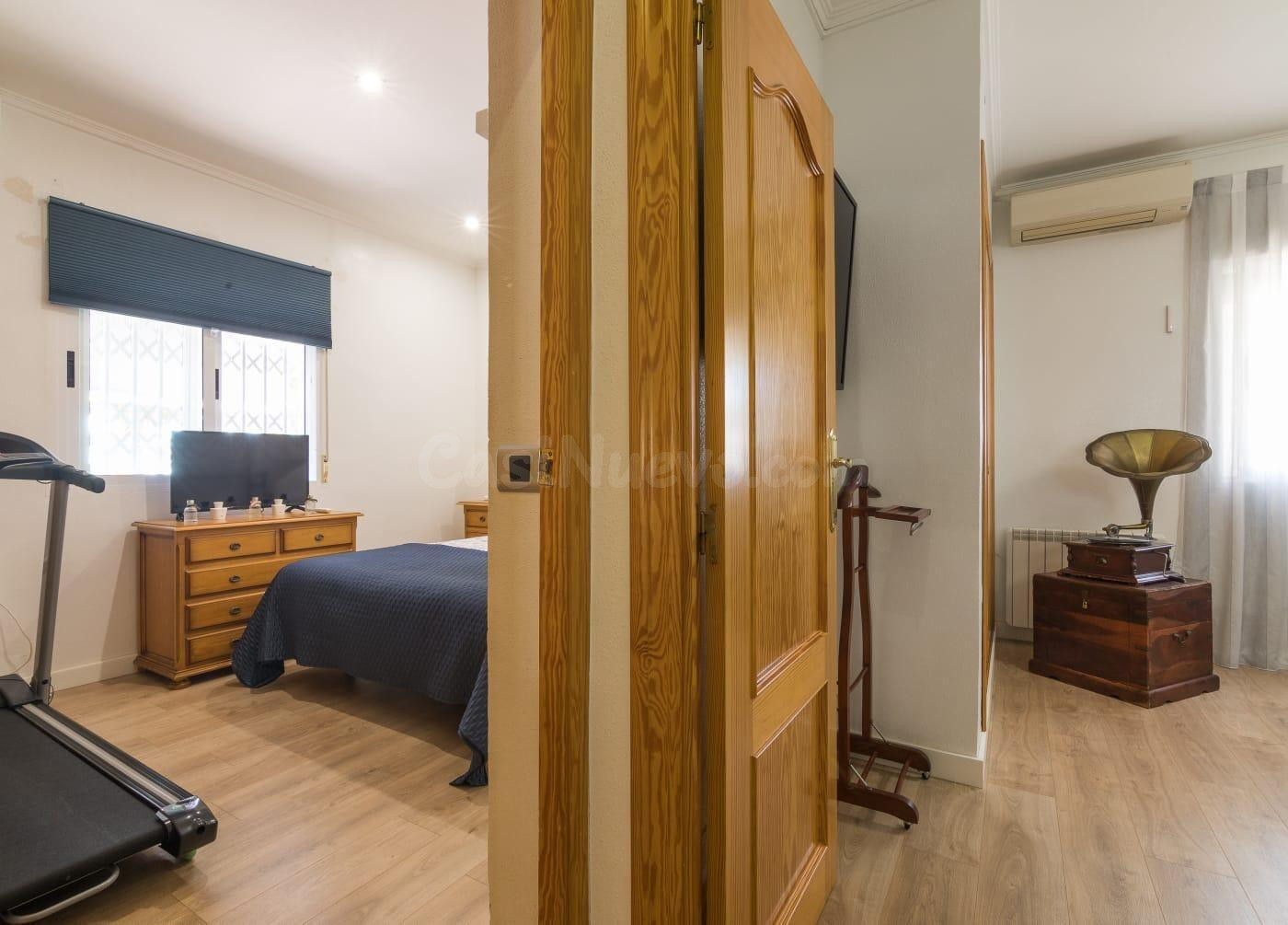 EXPECTACULAR CHALET EN PTDA. JUBALCOY - foto 4