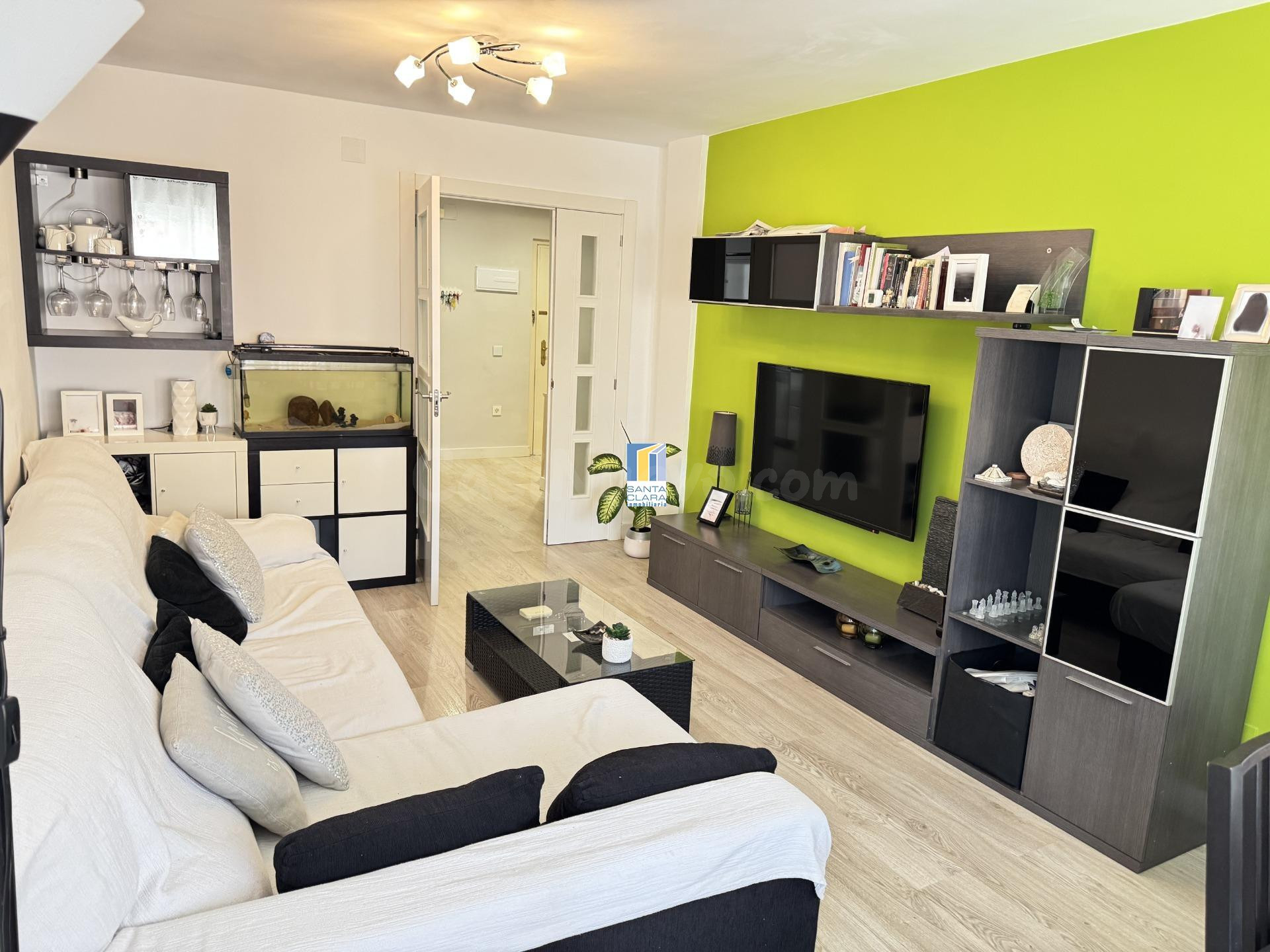 PISO EN VENTA DE 4 DORMITORIOS Y 2 BAÑOS EN ZONA PRÍNCIPE DE - foto 2