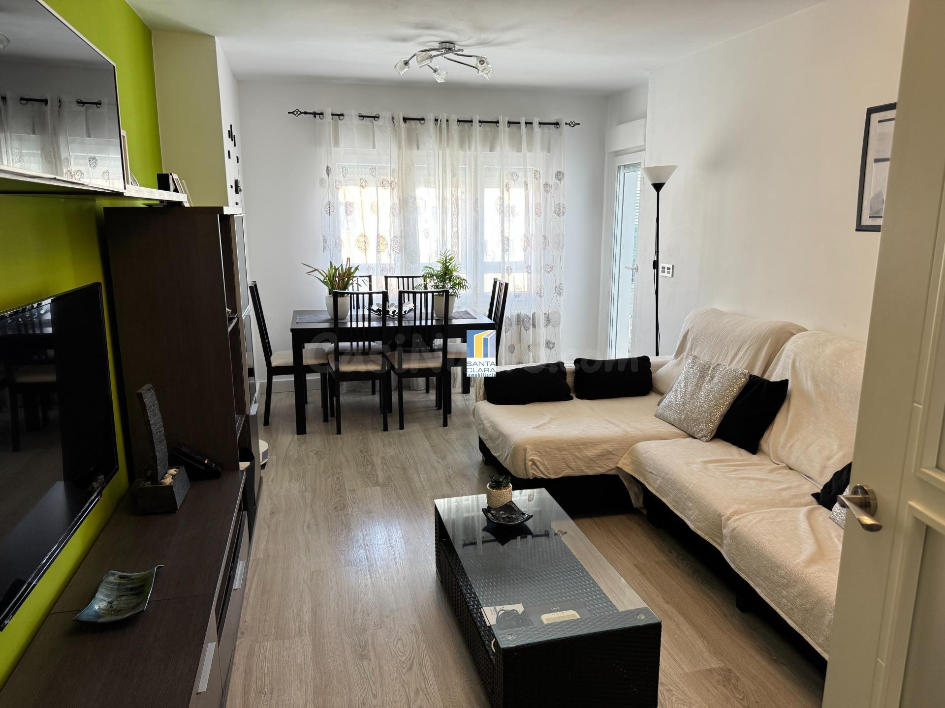 PISO EN VENTA DE 4 DORMITORIOS Y 2 BAÑOS EN ZONA PRÍNCIPE DE - foto 3