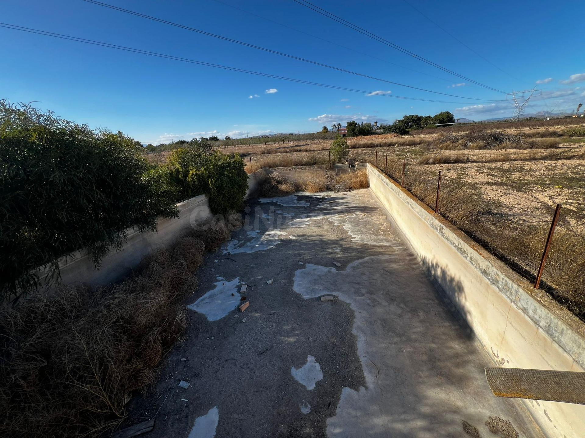OPORTUNIDAD TERRENO CON CASA PARA REFORMAR - foto 3