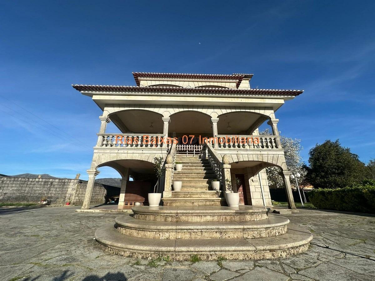 REF 7066 CHALET 6 DORM. CON AMPLIA PARCELA DE 2838m2 ( MOS ) - foto 4