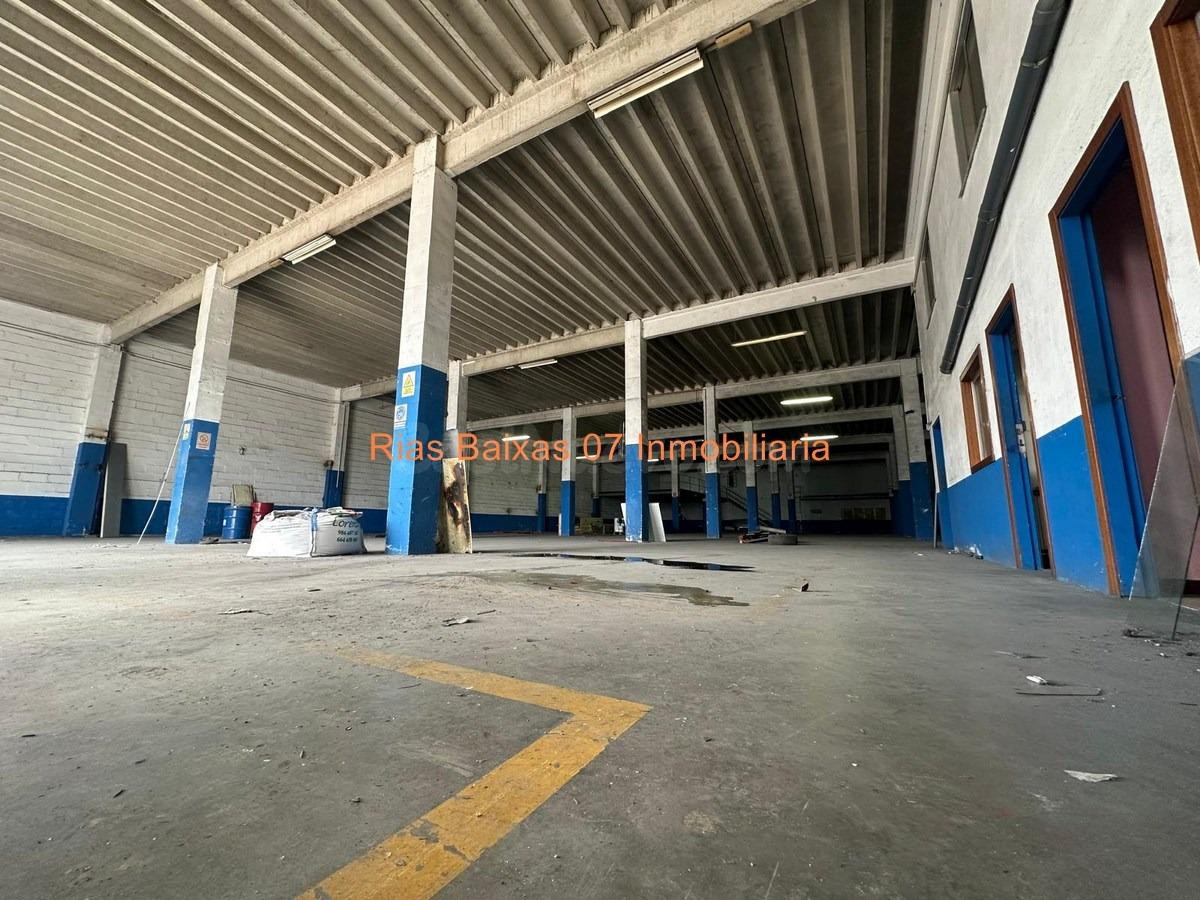 REF 7074 NAVE INDUSTRIAL 1.100 M2 PLANTA BAJA CON OFICINAS E - foto 3