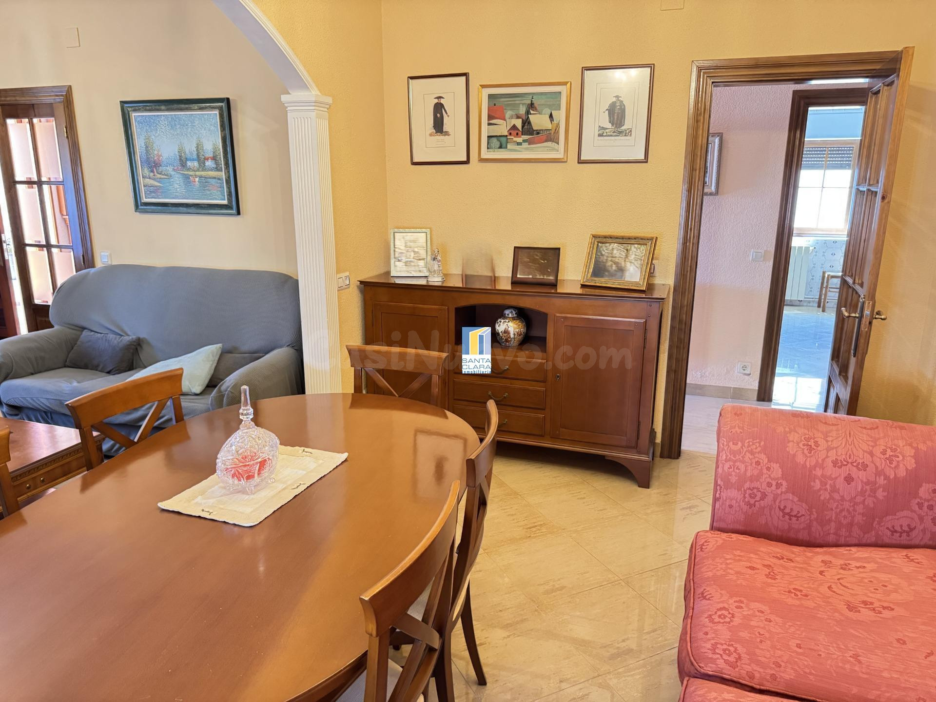 CHALET EN VENTA CON 3 DORMITORIOS, GARAJE, PATIO Y MERENDERO - foto 4