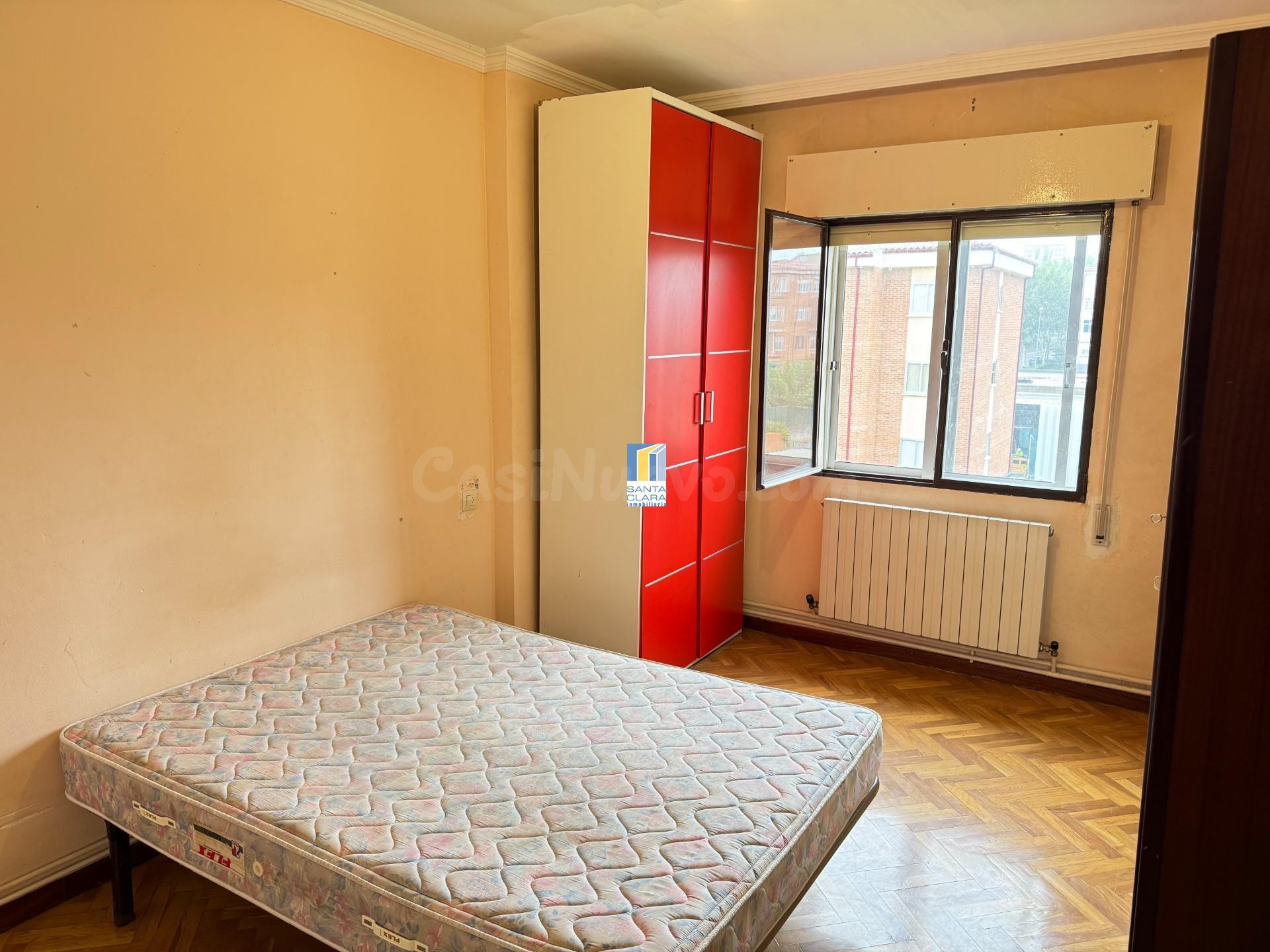PISO EN VENTA DE 3 DORMITORIOS Y DOS TERRAZAS EN ZONA LA CAN - foto 5