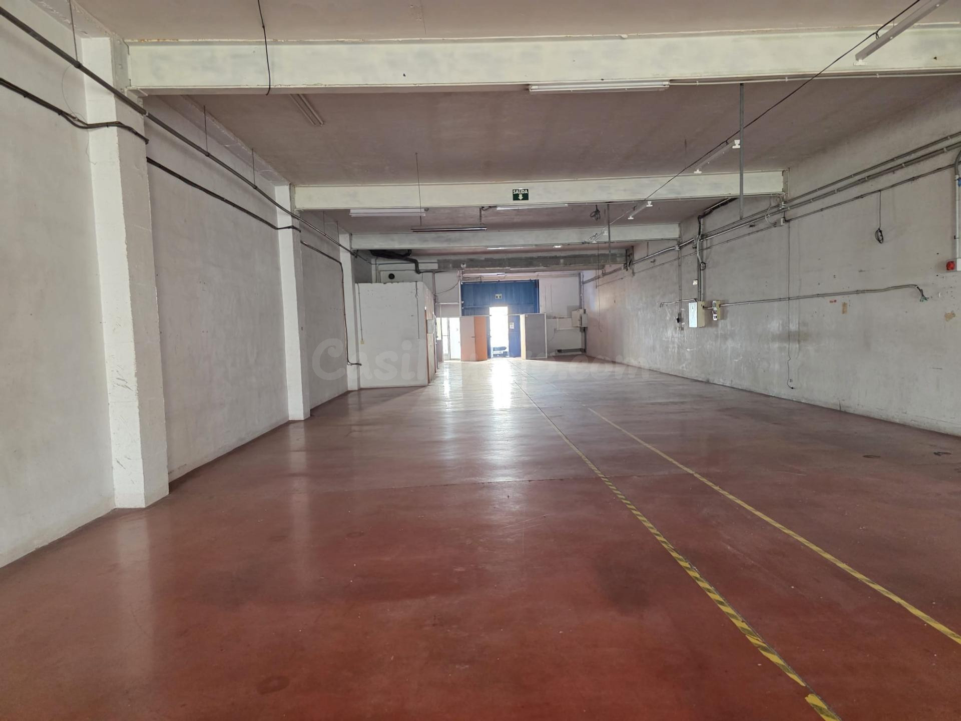 NAVE EN ALQUILER EN POLIGONO DE CARRUS - foto 2