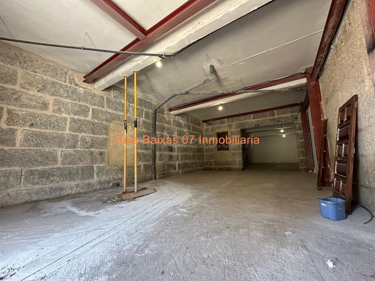 REF 7085 LOCAL COMERCIAL - ALMACEN DE 176 M2 EN RAMON NIETO  - foto 3