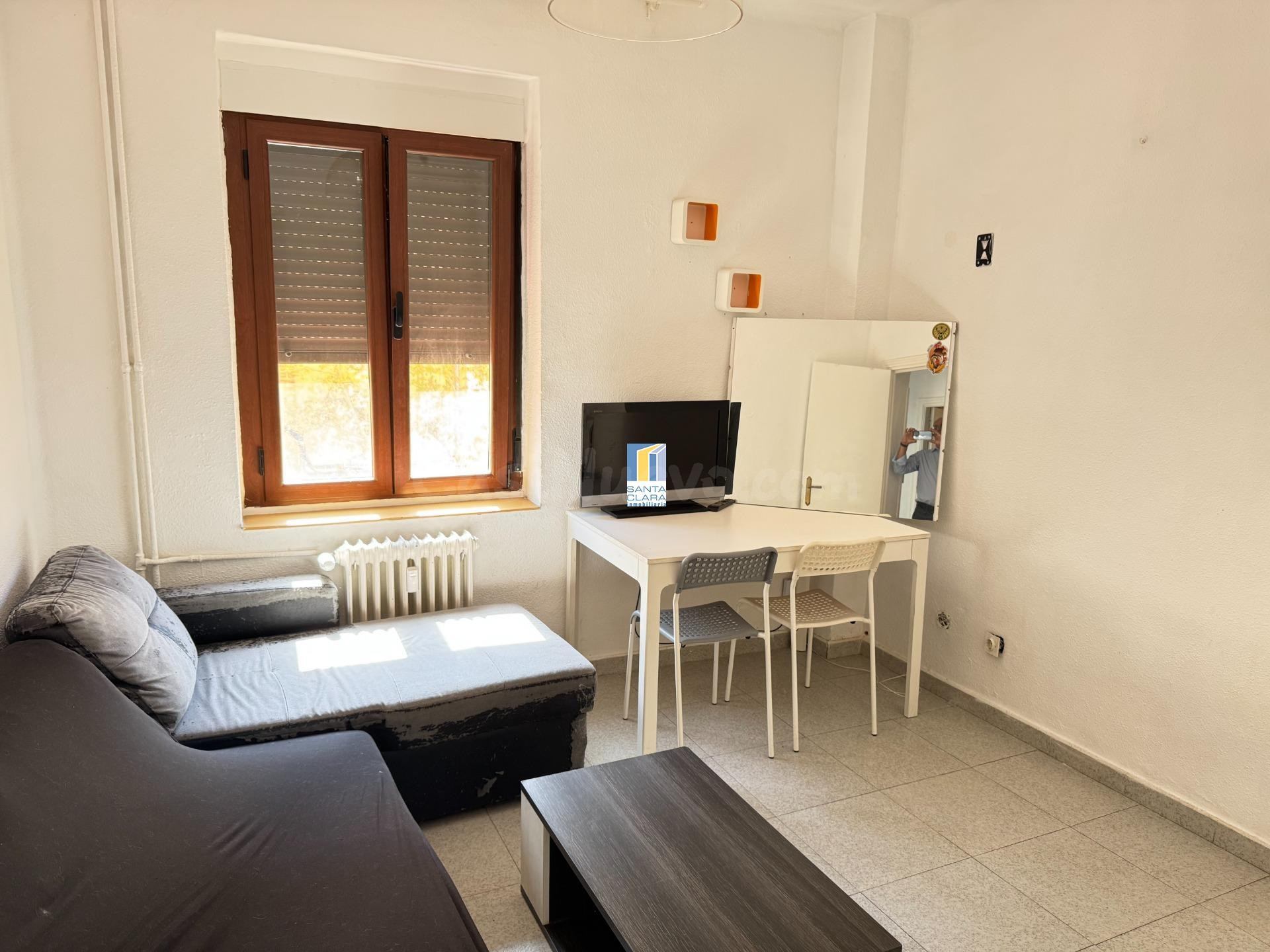 PISO EN VENTA DE 3 DORMITORIOS EN ZONA LOS BLOQUES, ZAMORA. - foto 3