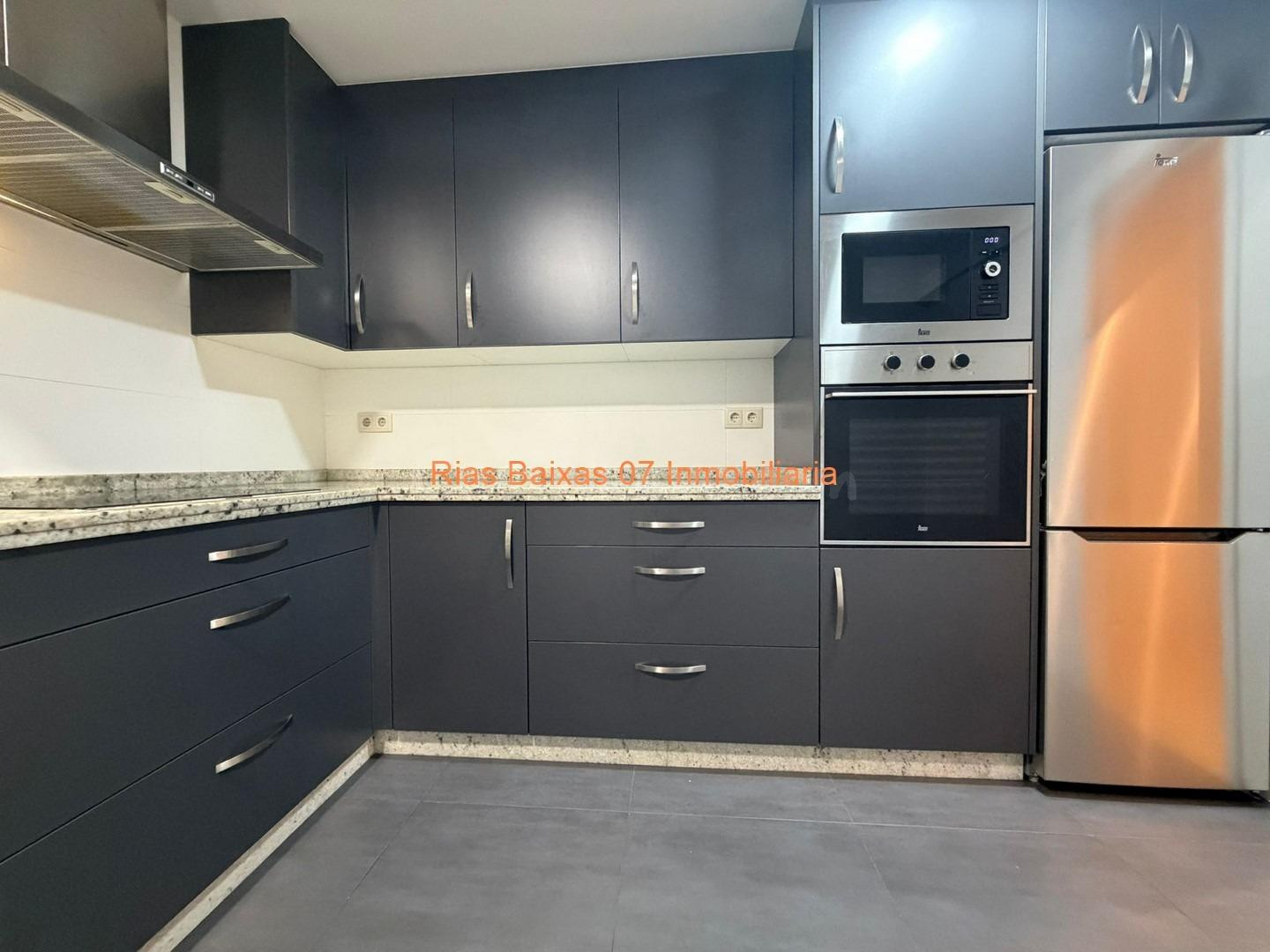 REF 4269 PISO REFORMADO 4 DORM. CON GARAJE ZONA ROSALIA DE C - foto 3