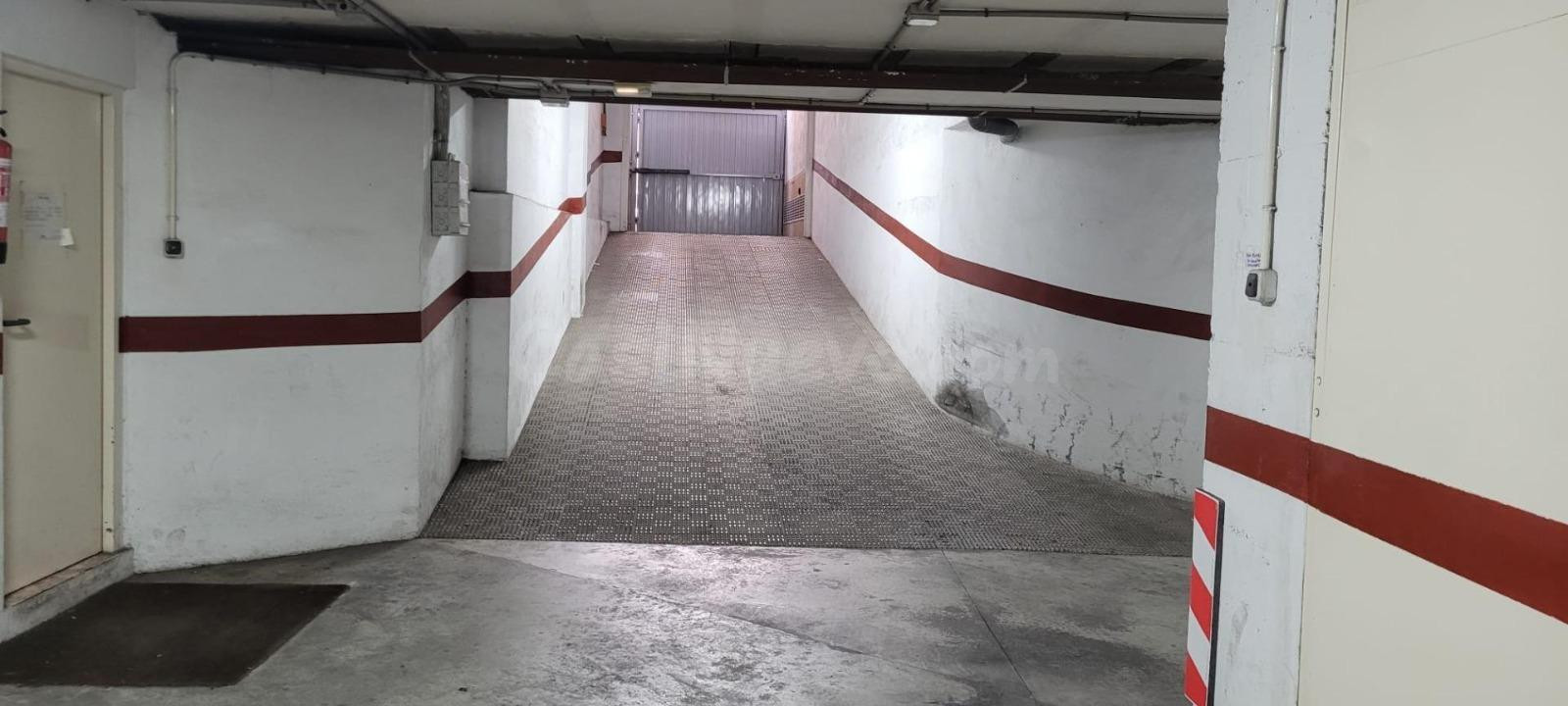 Plaza de garaje cerrada en venta – Playa del Cura, Torreviej - foto 2