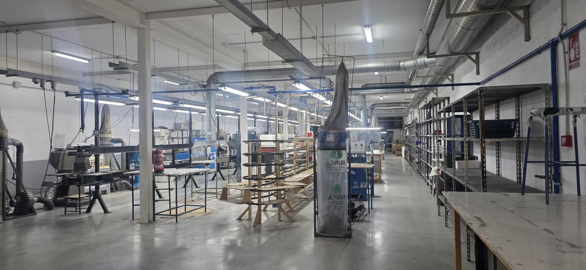 Amplia Nave Industrial en Alquiler en Polígono 3 Hermanas, A