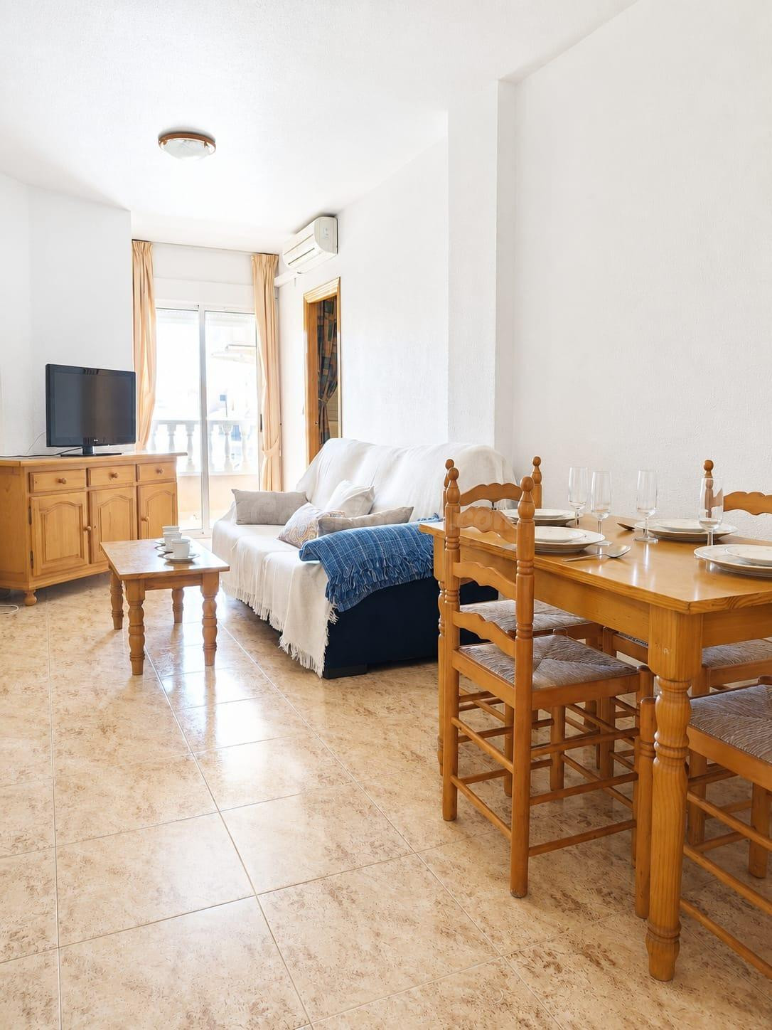 SE VENDE BONITO APARTAMENTO ORIENTADO AL SUR!!!! PLAYA DEL C
